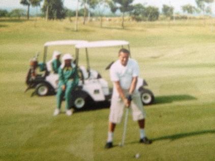 kenn m smith play golf